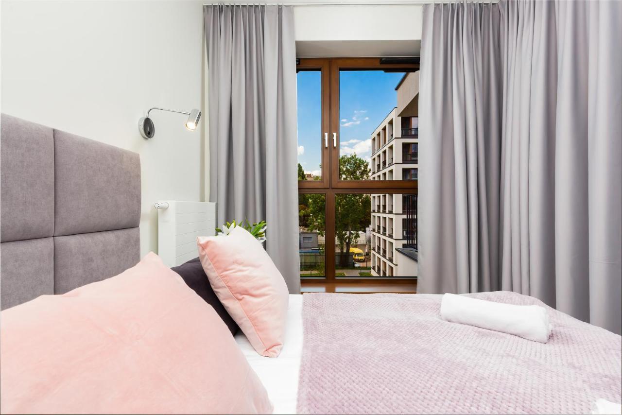 Apartments Browary Warszawskie By Noclegi Renters Varsavia Esterno foto