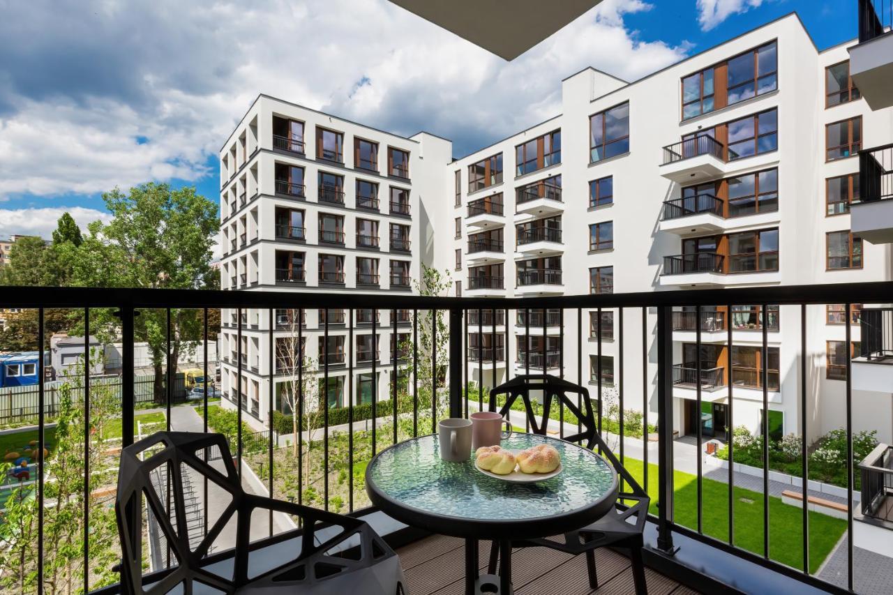 Apartments Browary Warszawskie By Noclegi Renters Varsavia Esterno foto