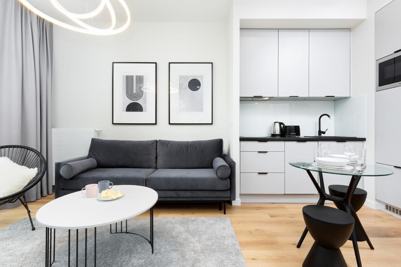 Apartments Browary Warszawskie By Noclegi Renters Varsavia Esterno foto