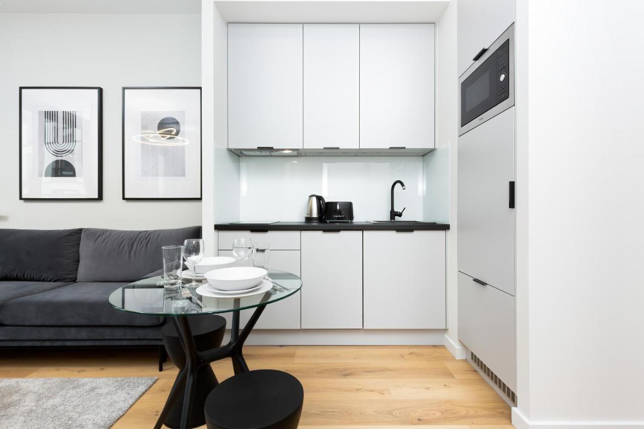 Apartments Browary Warszawskie By Noclegi Renters Varsavia Esterno foto