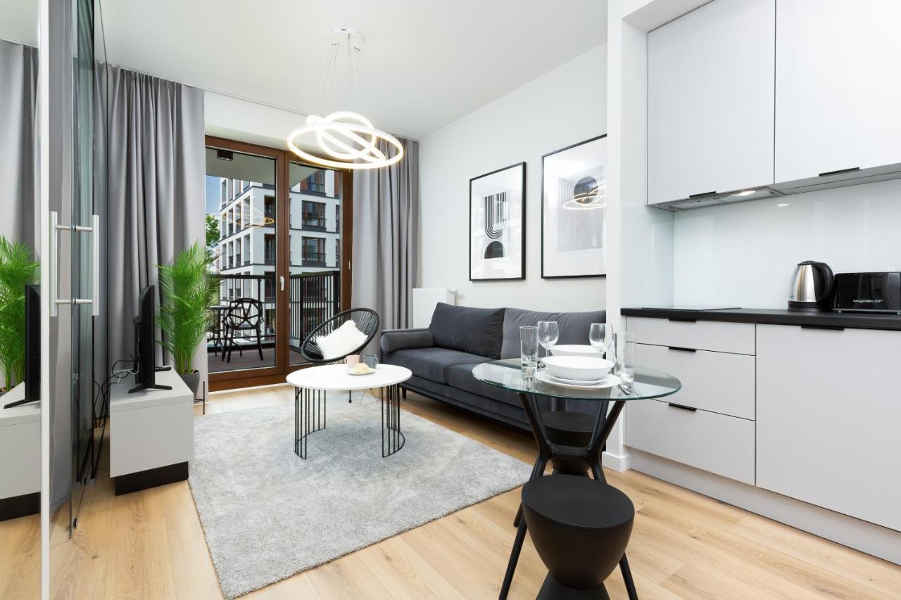 Apartments Browary Warszawskie By Noclegi Renters Varsavia Esterno foto