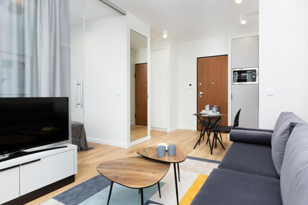 Apartments Browary Warszawskie By Noclegi Renters Varsavia Esterno foto