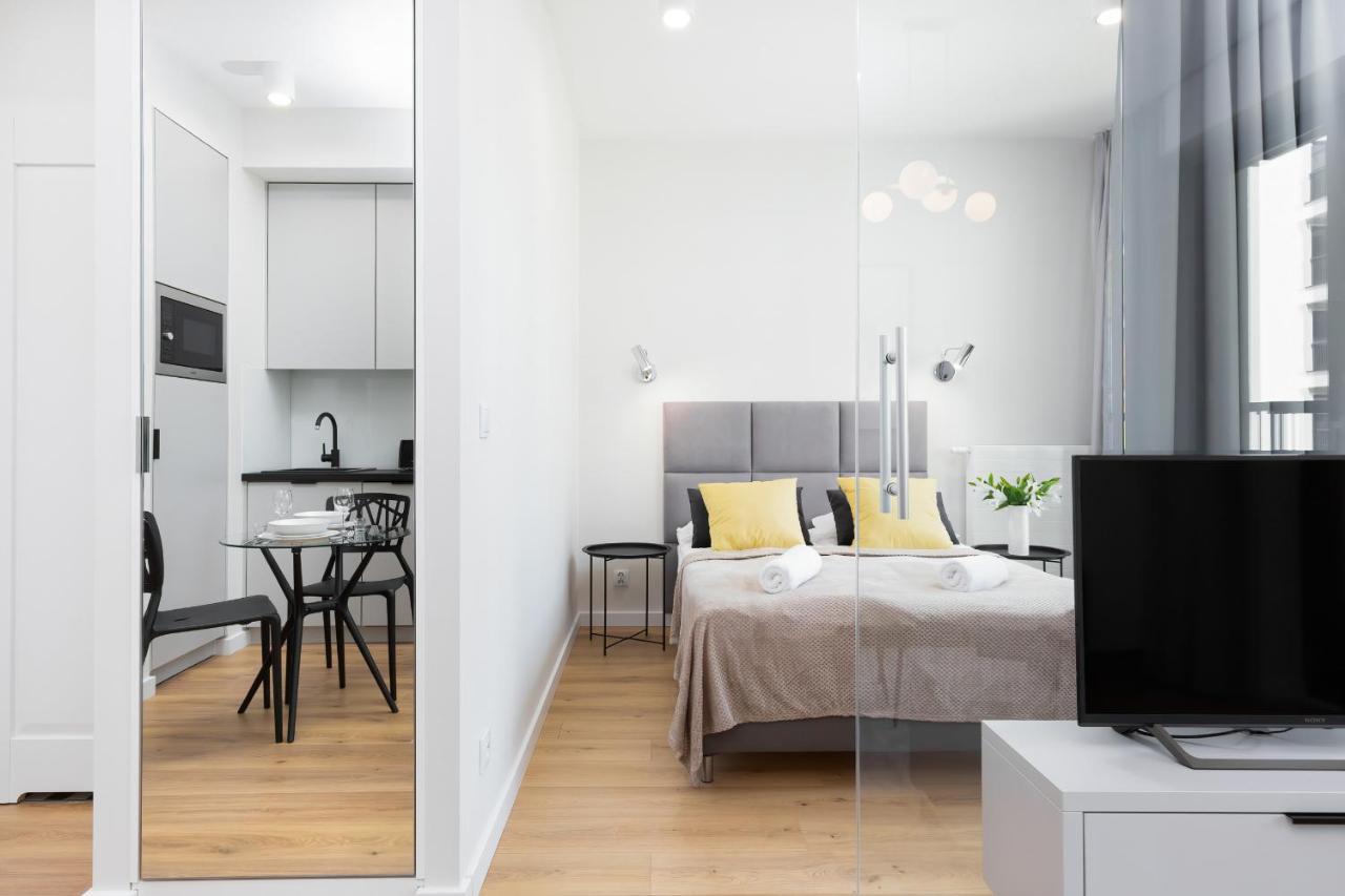 Apartments Browary Warszawskie By Noclegi Renters Varsavia Esterno foto