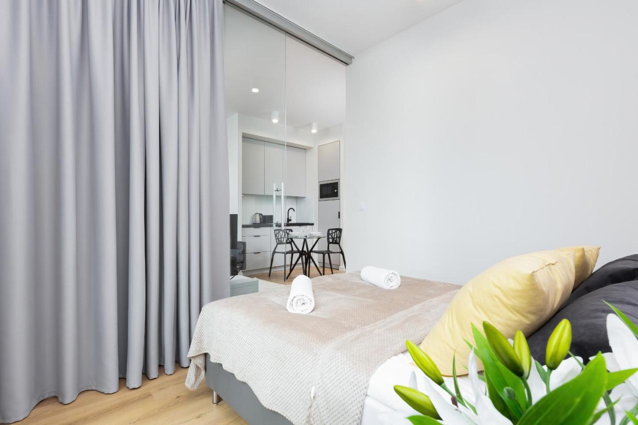 Apartments Browary Warszawskie By Noclegi Renters Varsavia Esterno foto
